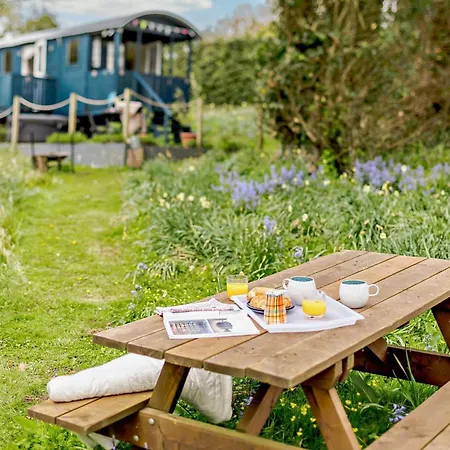 1 Bed In Bodmin Moor 91964 *